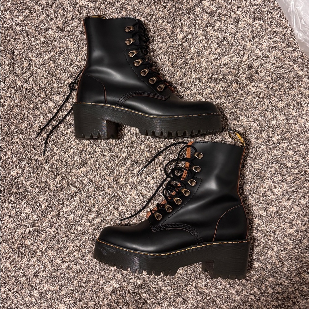 Dr Marten’s Leona Women’s Sz 7